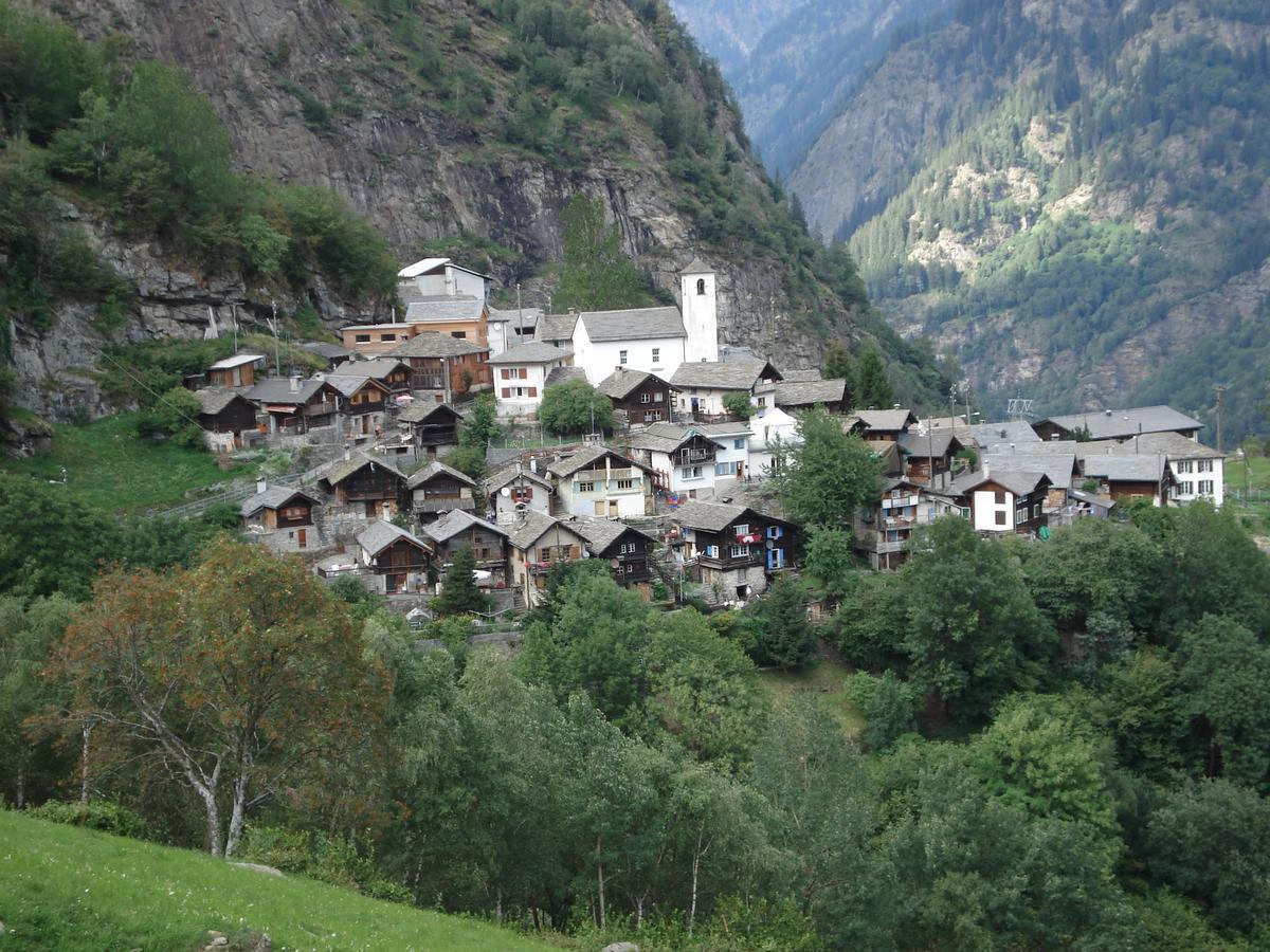 Ostello Landarenca Buitenkant foto