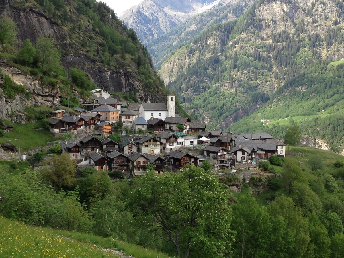 Ostello Landarenca Buitenkant foto